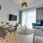 Comfort Kopernika Apartamento *